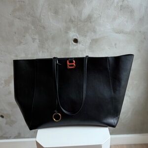 Balenciaga Hourglass Soft Large Tote Bag in black